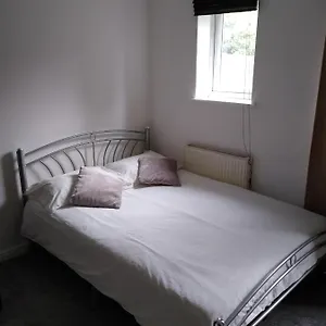 Stylish Private Double W/ensuite Homestay London